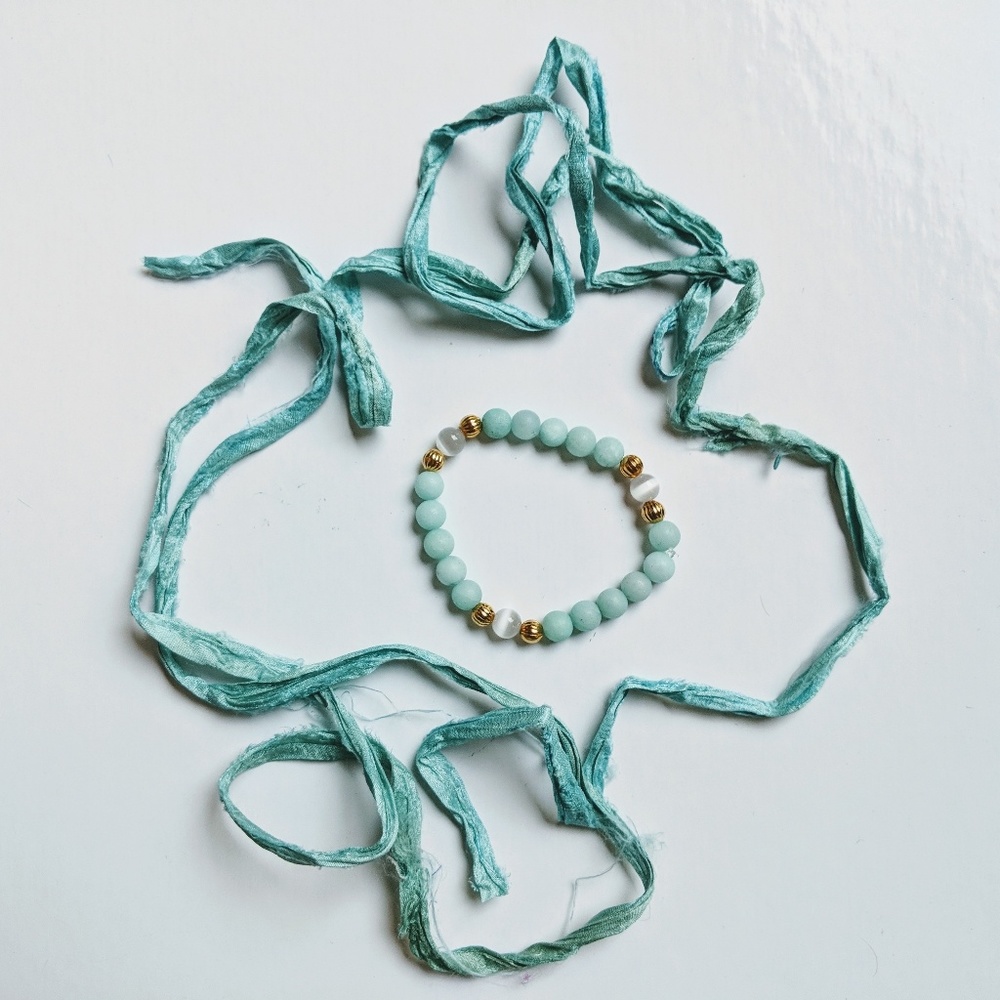 Agate beaded bracelet